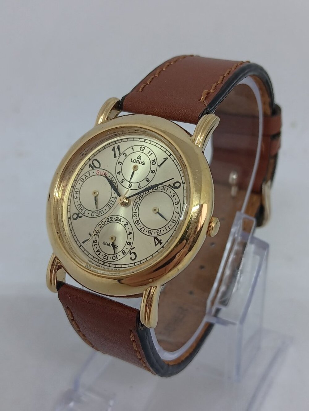 VINTAGE 1995 Lorus V33G-6A40 Mens 34mm Triple Calendar Multifunction Dress Watch